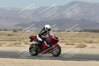 media/May-25-2025-TrackXperience (Sun) [[393a69de75]]/Level 1/Session 5 (Speed Pans)/